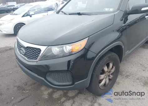 2013 Kia Sorento Lx z USA, uszkodzony, nr VIN 5XYKTCA61DG376551
